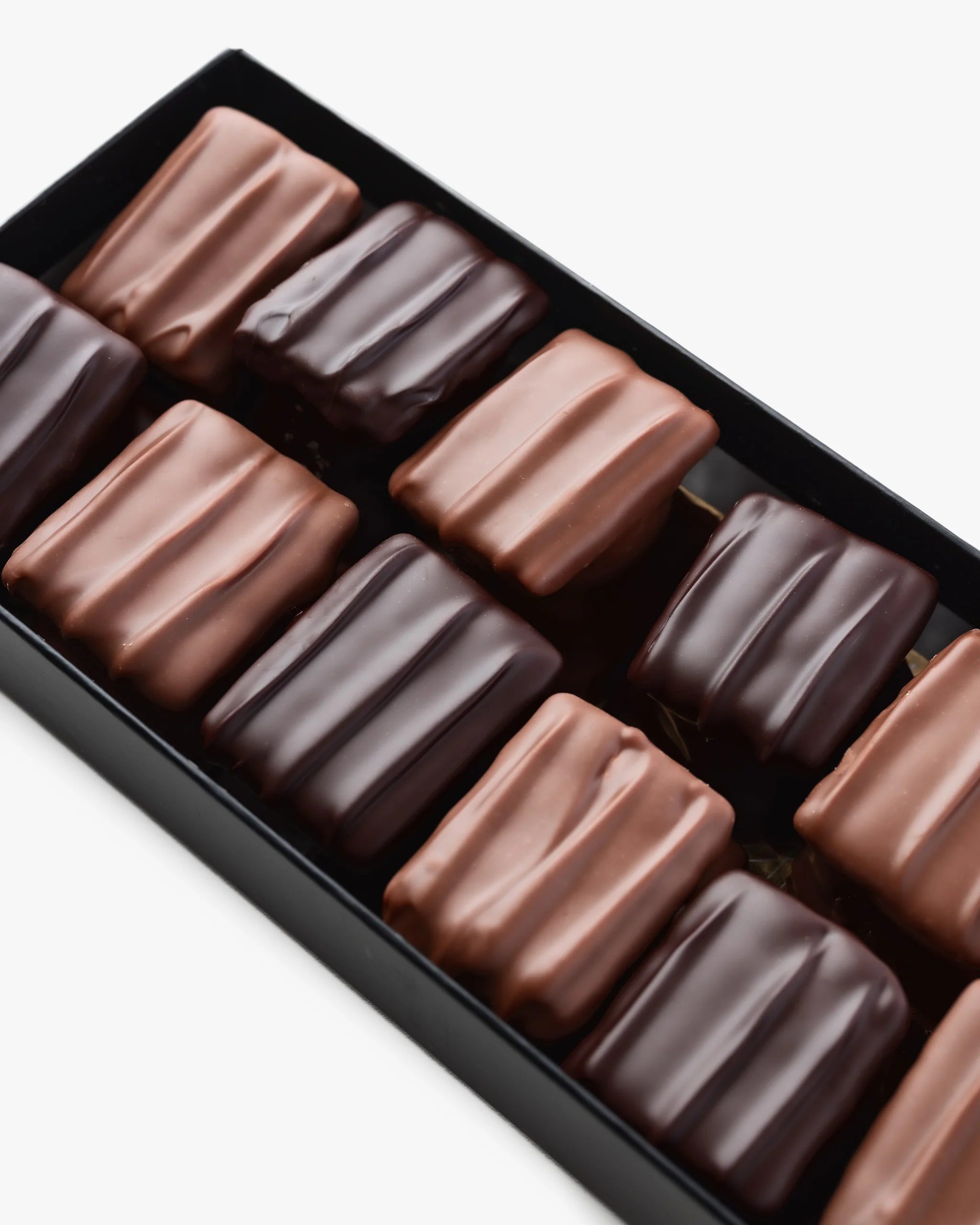 Chocolate S'Mores Gift Box - Image 3