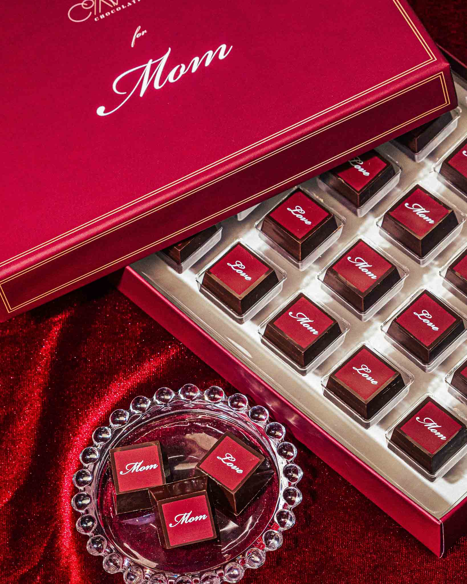 Mother's Day Chocolate for Mom - Love Mom Chocolates - Image 2