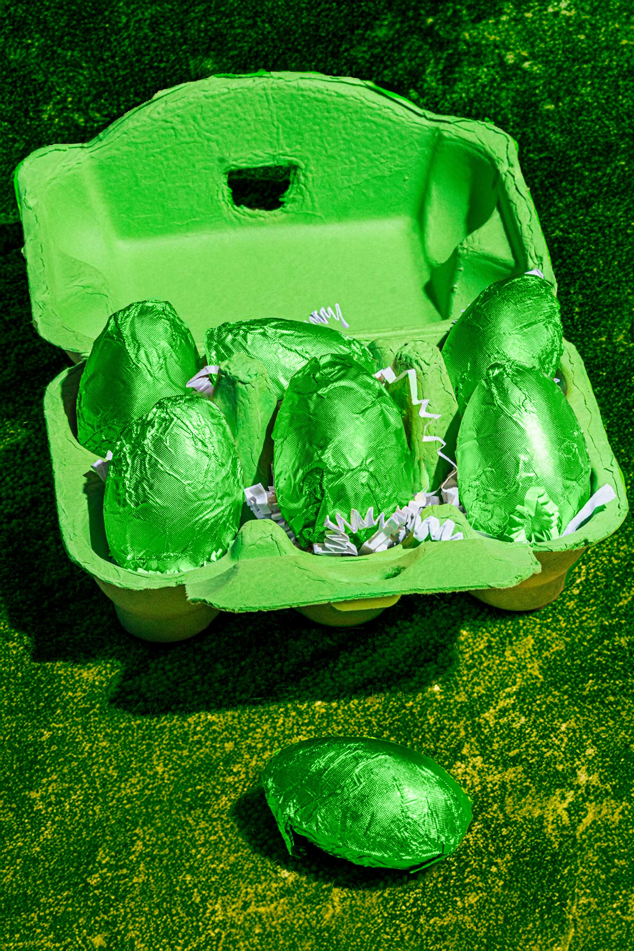 Dubai Pistachio Knafeh Chocolate Eggs - Image 3